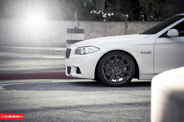 Фото дисков Vossen CV4 Сатиновый графит на BMW 5/M5 (F10)