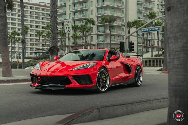Фото дисков Vossen EVO-1 (3-Piece) Глянцевый графит на Chevrolet Corvette C8