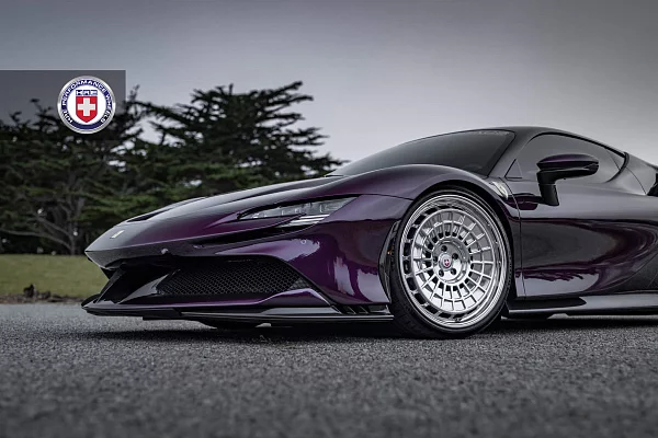 Фото дисков HRE 515 GTM Полированный лак на Ferrari SF90