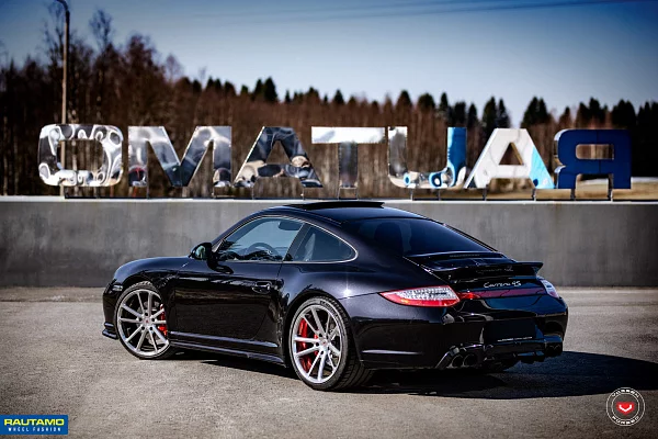 Фото дисков Vossen CG-203 Глянцевый лак на Porsche 911 VI