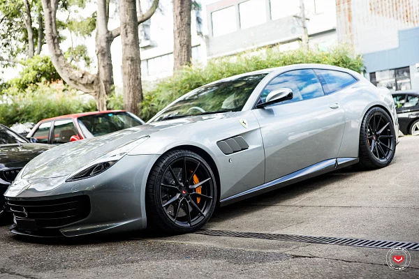 Фото дисков Vossen EVO-2 Черный сатин на Ferrari GTC4Lusso