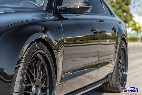 Фото дисков HRE 540C Черный сатин на Audi A/S 8 (D4)