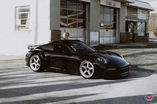 Фото дисков Vossen GEN-01 (3-Piece) Сатиновый тонированный лак на Porsche 911 VIII