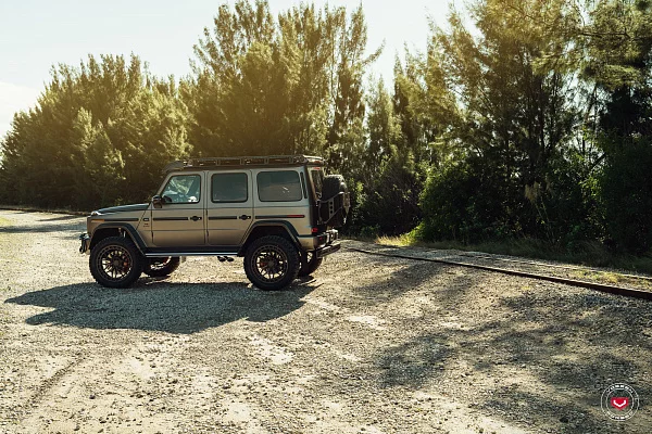 Фото дисков Vossen LC3-01T Сатиновая темная бронза на Mercedes-Benz G-Class III