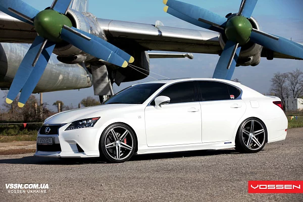 Фото дисков Vossen CV5 Алмазная проточка на Lexus GS IV