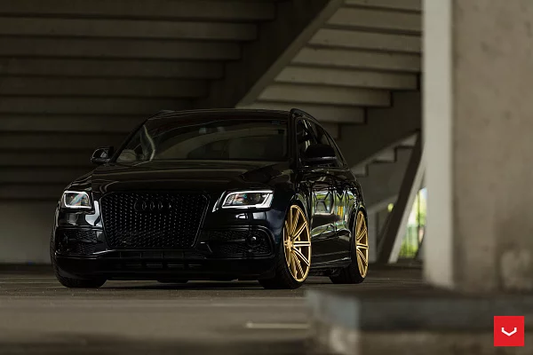 Фото дисков Vossen CV4 Сатиновое золото на Audi Q5 (8R)