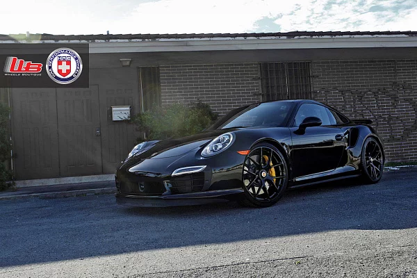 Фото дисков HRE P101 Черный глянец на Porsche 911 VII