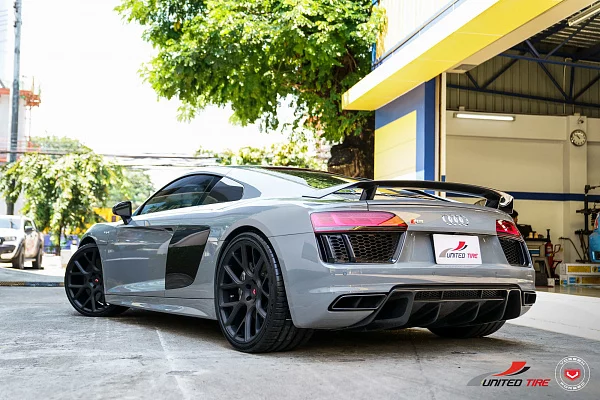 Фото дисков Vossen CG-204 Черный матовый на Audi R8 (4S)