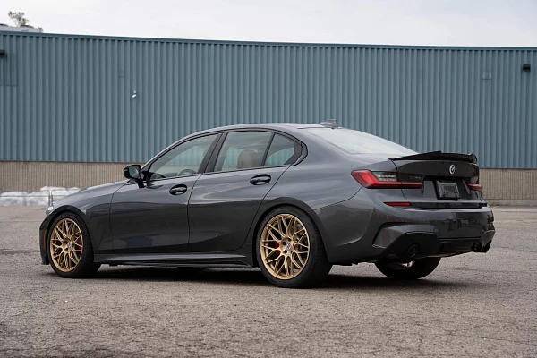 Фото дисков HRE RC100 Сатиновое золото на BMW 3/M3 (G2x/G80)