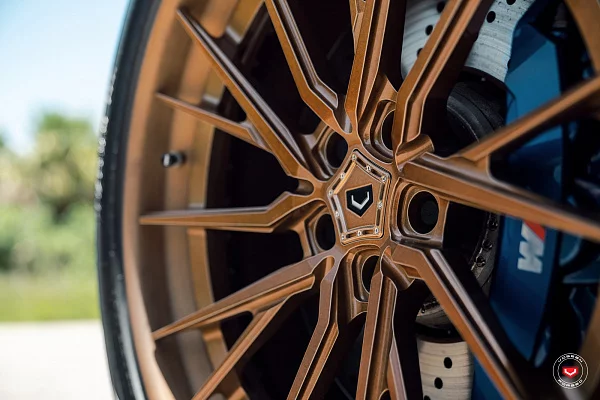 BMW M5 F90