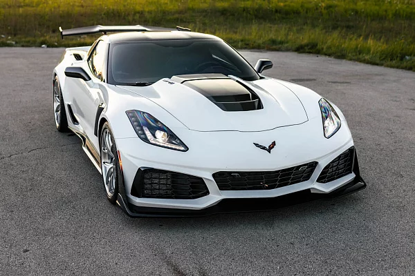 Фото дисков HRE R101 Lightweight Глянцевый лак на Chevrolet Corvette C7