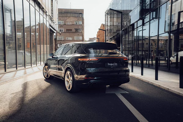 Фото дисков HRE 522M Сатиновая шампань на Porsche Cayenne III