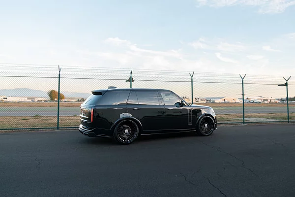 Фото дисков HRE L109M Черный глянец на Range Rover V