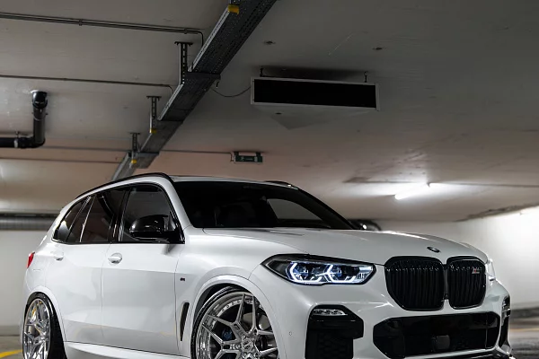 Фото дисков ST Wheels ST21.2 Черный глянец на BMW X5/X5 M (G05/F95)