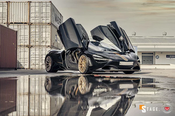 Фото дисков Vossen S17-01 Глянцевое золото на McLaren 720S
