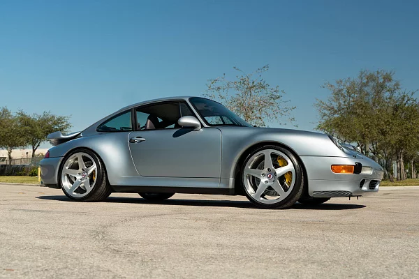 Фото дисков HRE 305M Глянцевый лак на Porsche 911 IV