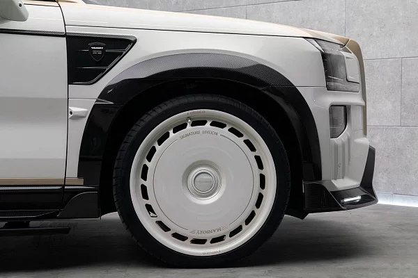 Фото дисков Mansory FT.19 Белый глянец на Zeekr 9X