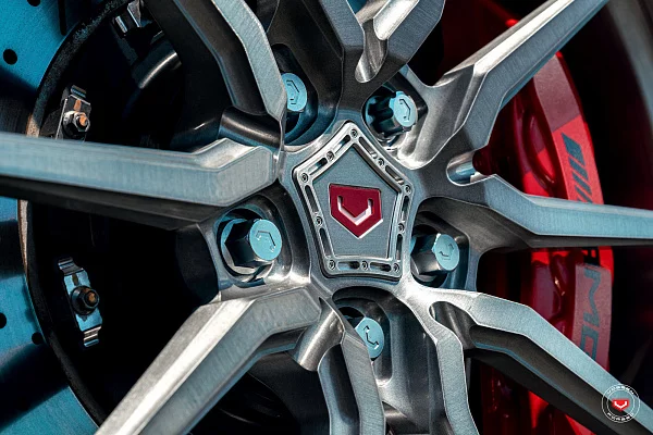Фото дисков Vossen M-X2 Глянцевый тонированный лак на Mercedes-Benz AMG GT I