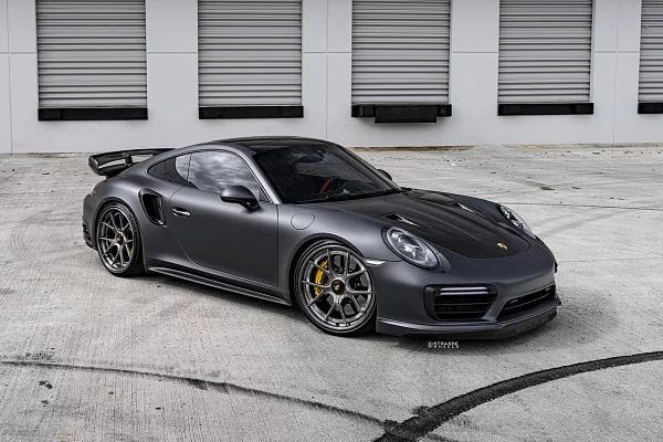 Фото дисков Strasse Wheels SM5R Deep Concave FS Сатиновый тонированный лак на Porsche 911 VII