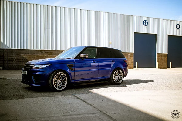 Фото дисков Vossen UV-1 Серебро на Range Rover Sport II