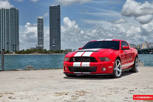 Фото дисков Vossen CV3 Серебро на Ford Mustang V