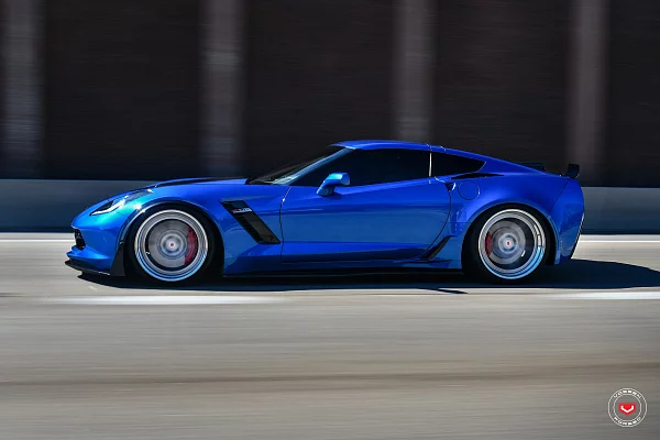 Фото дисков Vossen M-X1 (3-Piece) Глянцевый лак на Chevrolet Corvette C7
