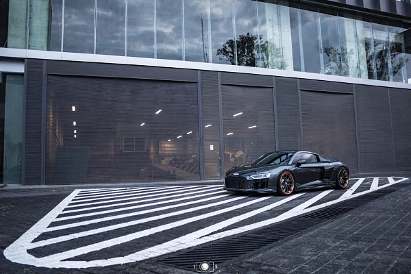 Фото дисков HRE S204 Сатиновый графит на Audi R8 (4S)