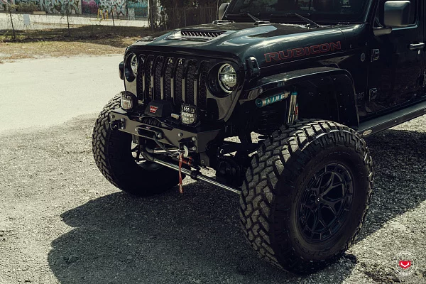 Фото дисков Vossen LC3-01 Черный сатин на Jeep Gladiator II (JT)