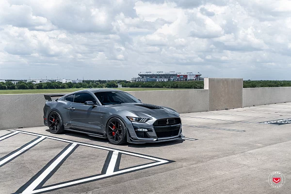 Фото дисков Vossen S21-01 Черный сатин на Ford Mustang VI