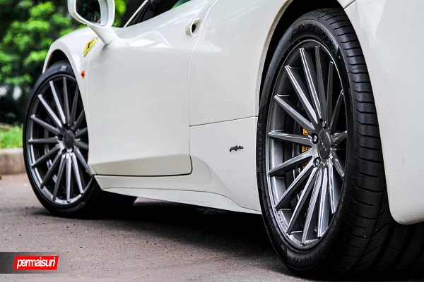 Ferrari 458