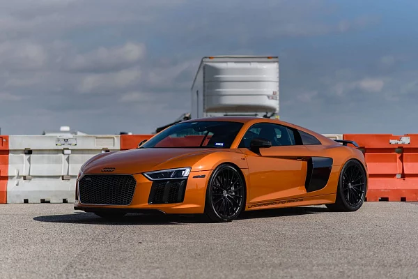 Фото дисков HRE P103 Черный сатин на Audi R8 (4S)