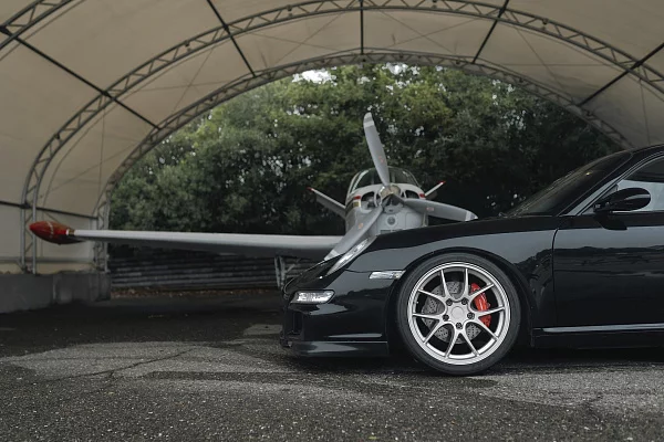 Фото дисков Rotiform LTN-J Серебро на Porsche 911 VI