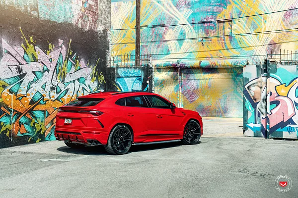 Фото дисков Vossen EVO-5 Черный сатин на Lamborghini Urus