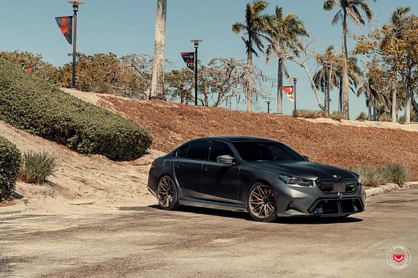 Фото дисков Vossen VPS-4 Сатиновая бронза на BMW 5/M5 (G60/G90)