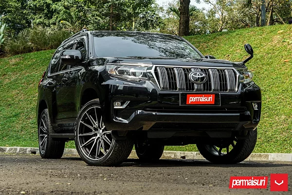Фото дисков Vossen HF6-1 Алмазная проточка на Toyota Land Cruiser Prado 150