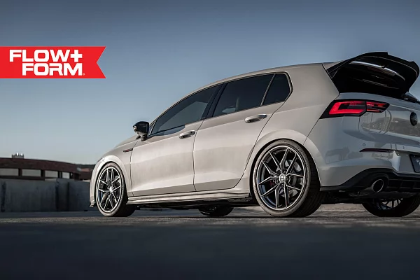 Фото дисков HRE FF21 Серебро на Volkswagen Golf VIII