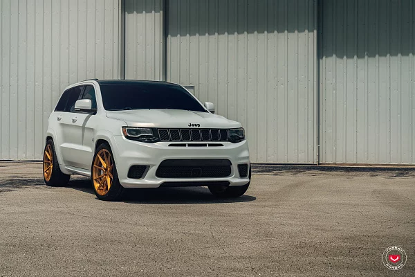 Фото дисков Vossen EVO-2 Глянцевая медь на Jeep Grand Cherokee IV