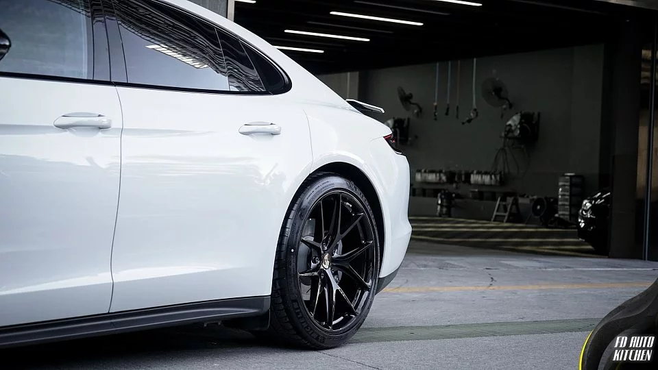 HRE P101 / Porsche Panamera II