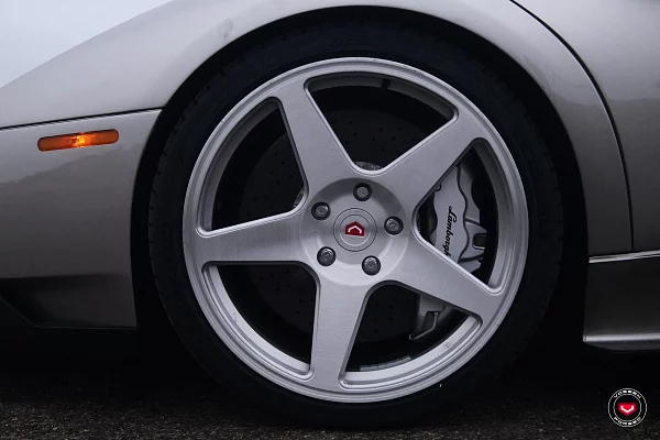 Фото дисков Vossen GEN-01 Глянцевый лак на Lamborghini Murcielago