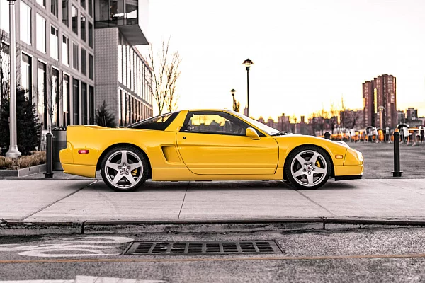 Фото дисков HRE 527M Серебро на Acura NSX I