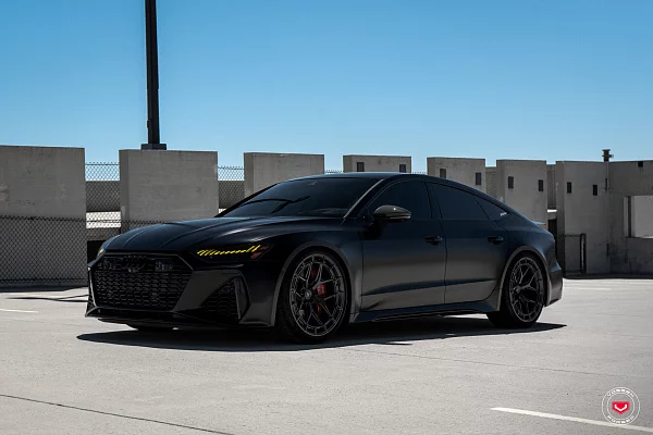Фото дисков Vossen LC3-01 Глянцевый темный лак на Audi A/RS 7 (4K)