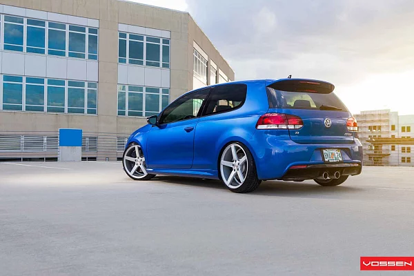 Фото дисков Vossen CV3 Серебро на Volkswagen Golf VII
