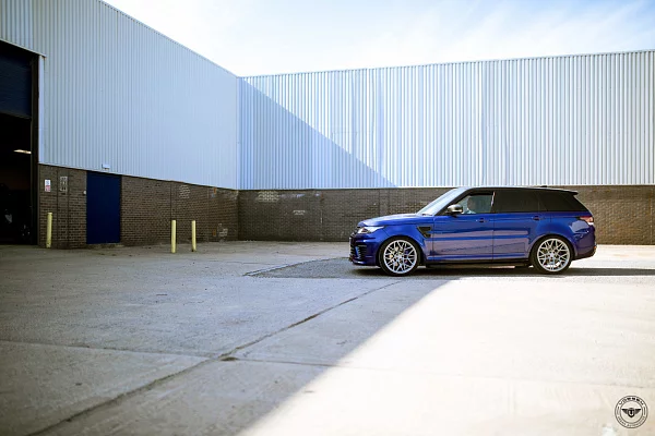 Фото дисков Vossen UV-1 Серебро на Range Rover Sport II