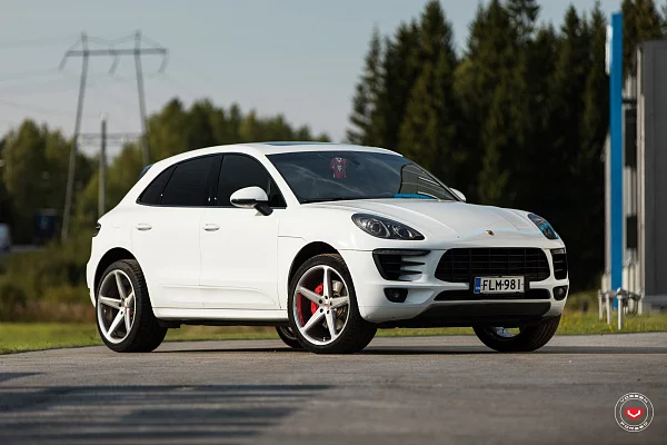 Фото дисков Vossen CG-201 Глянцевый лак на Porsche Macan I