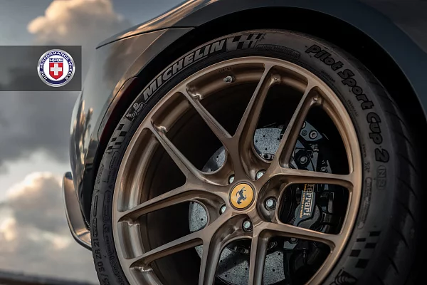 Фото дисков HRE R101 Lightweight Глянцевое темное золото на Ferrari 296