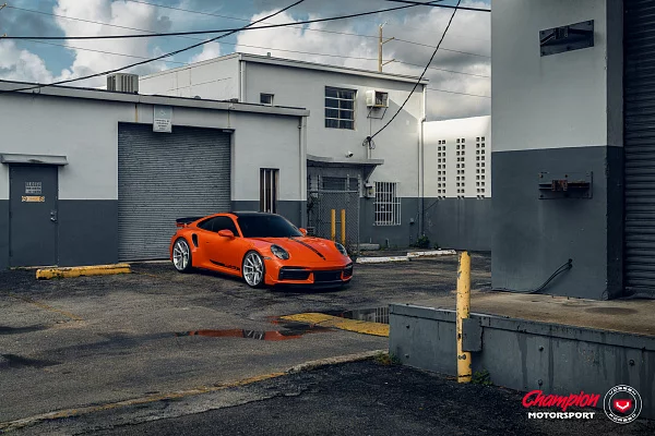 Фото дисков Vossen RS92 Глянцевый лак на Porsche 911 VIII