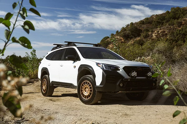 Фото дисков Black Rhino VOLL Сатиновая бронза на Subaru Outback BT