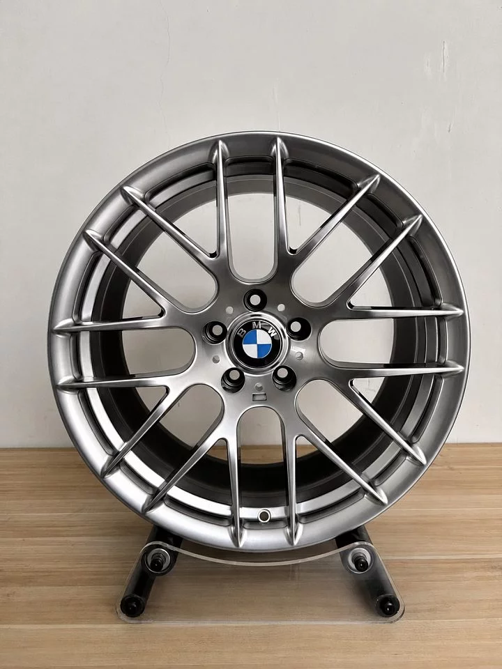 19" диски в дизайне BMW 359M и окрасе Hyper Silver