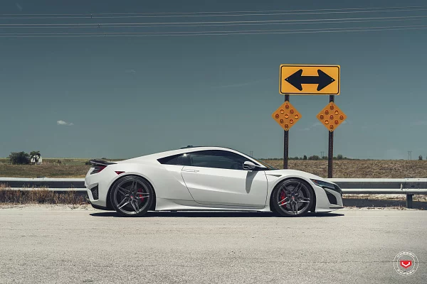 Фото дисков Vossen EVO-1R Глянцевый темный лак на Acura NSX II