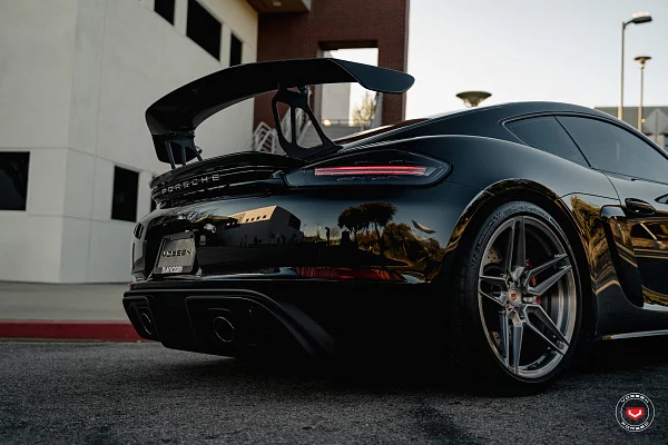 Фото дисков Vossen EVO-1 Глянцевый тонированный лак на Porsche Cayman III